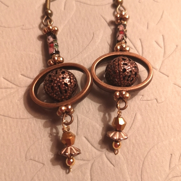 Handmade Bronze tone drop earrings - Picture 4 of 5